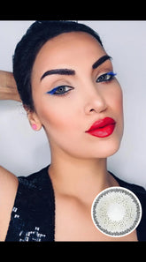 Lentes de contacto de color gris mágico